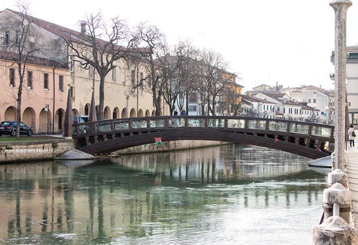 Holiday Treviso Suite Venezia Bagian luar foto