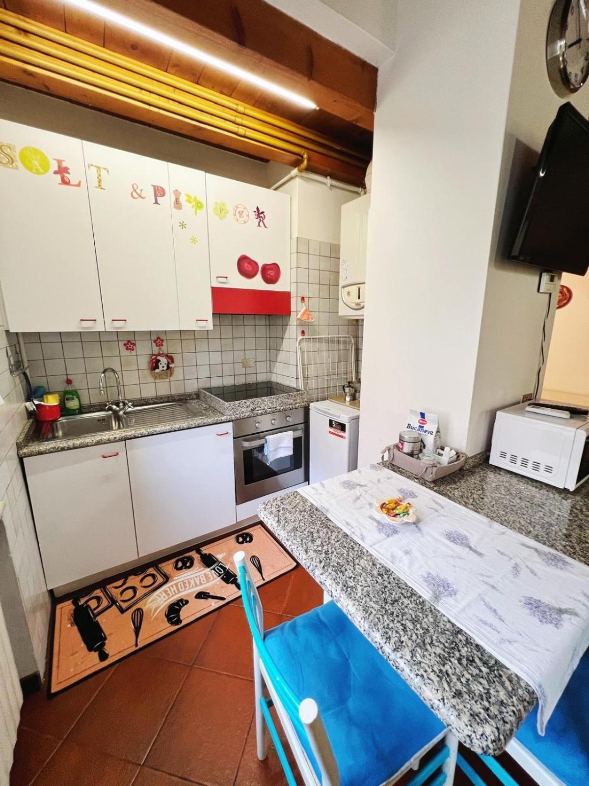 Holiday Treviso Suite Venezia Bagian luar foto